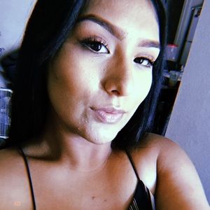 Meet your Posher, Jazmin